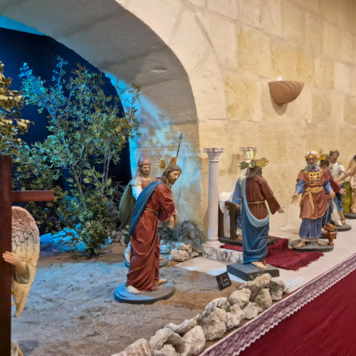Malte Is Siggiewi.
Wirja, exposition du chemin de croix du Christ. Malte Is Siggiewi