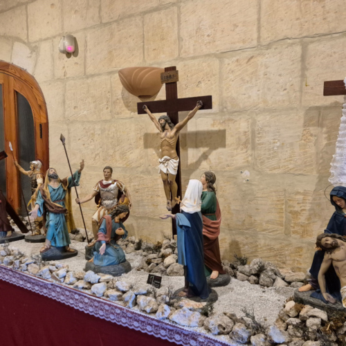 Malte Is Siggiewi.
Wirja, exposition du chemin de croix du Christ. Malte Is Siggiewi