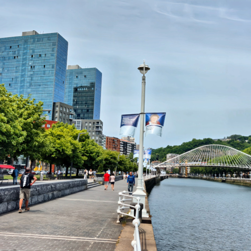 Bilbao, Rives de la Ria du Nervion. Bilbao