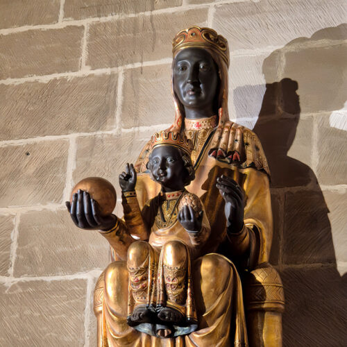 Pampelune la Cathédrale Santa María la Real La Vierge noire à l'Enfant Pampelune la Cathédrale Santa María la Real La Vierge noire à l'Enfant