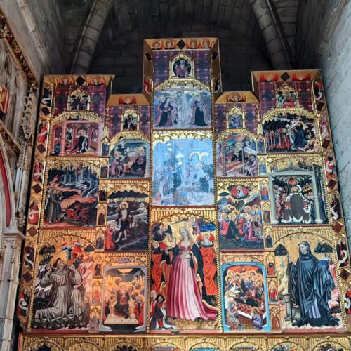 Cathédrale de Tudela La Chapelle Notre Dame de l'espérance tombeau de Francés de
Vvillaespesa. Cathédrale de Tudela La Chapelle Notre Dame de l'espérance retable