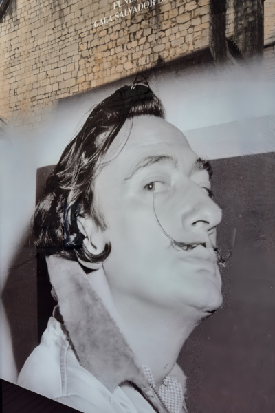 Figueres, la ville catalane du Théâtre Musée Dalí. Figueres