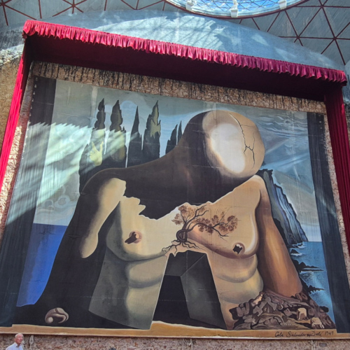 Visite du Théâtre Musée Dalí. Visite du Théâtre Musée Dalí.