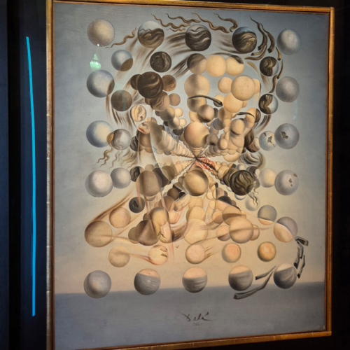 Gala Placidia, Galatée aux sphères. Les toiles du Théâtre Musée Dalí.