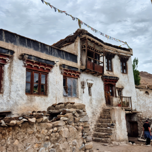 Inde Ladakh Hemis Sushpachan.
Maison typique tibétaine. Inde Ladakh Hemis Sushpachan