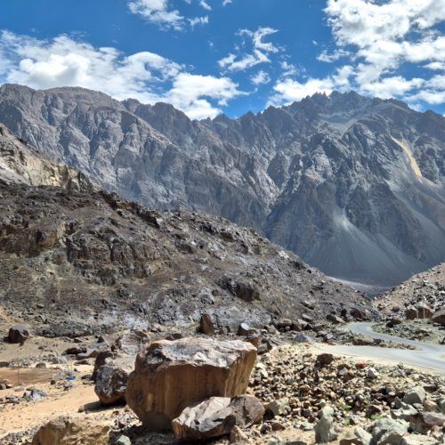 Inde Ladakh Hunder à Turtuk Inde Ladakh Hunder à Turtuk