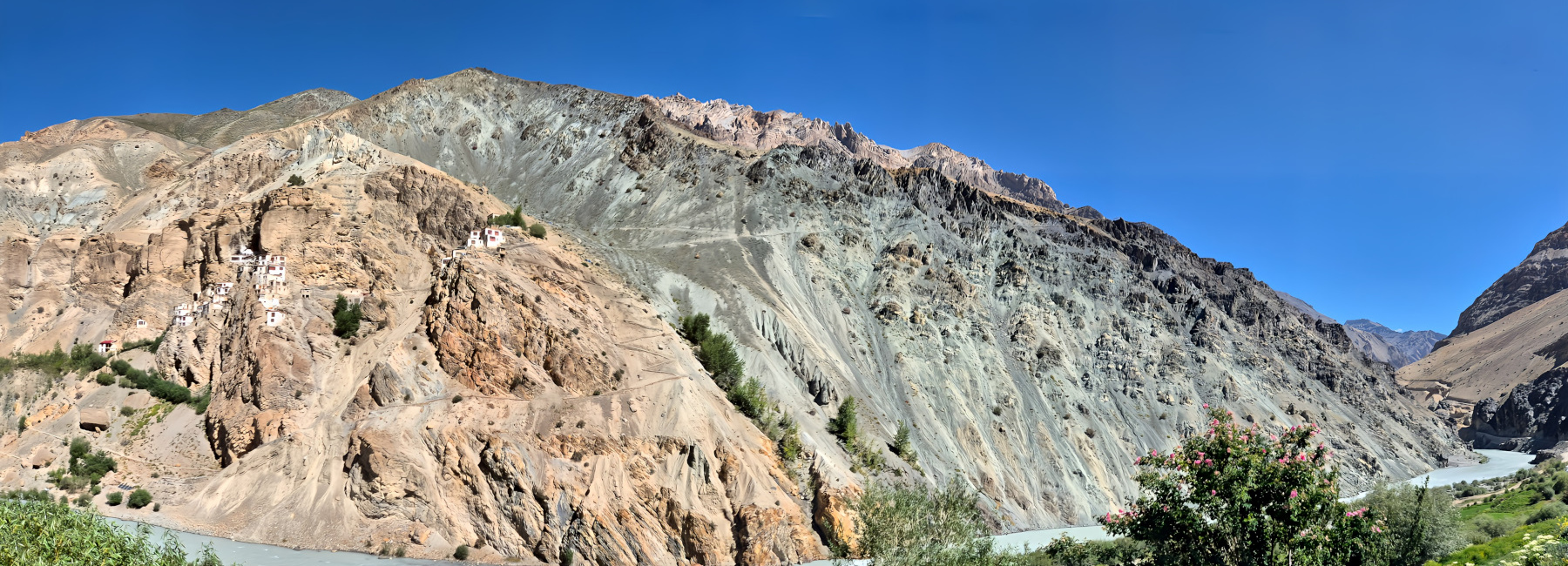 Inde Ladakh monastère de Phuktal