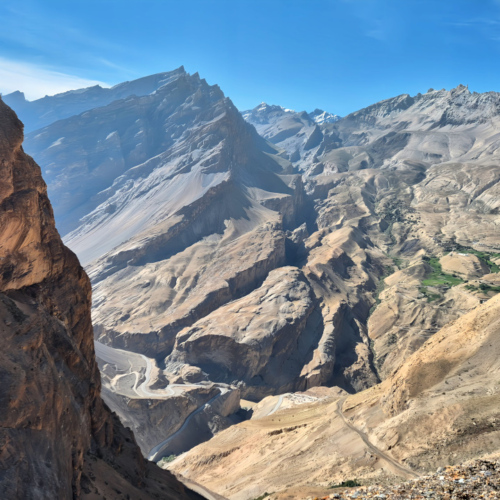 Inde Ladakh route de Stongday à Lamayuru. Nous quittons la vallée de la rivière Zanskar pour le col de Chochogori La. Inde Ladakh route de Stongday à Lamayuru