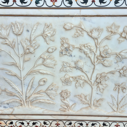 Inde Agra Taj Mahal. Bas relief sculpté dans le marbre. Inde Agra Taj Mahal