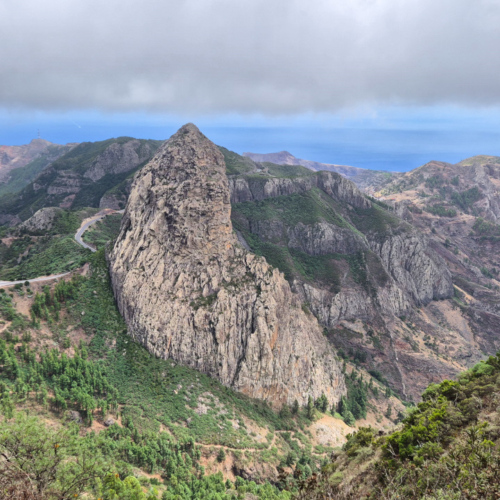 Espagne La Gomera côte Nord-Ouest. le mirador de Los Roques. Espagne La Gomera côte Nord-Ouest