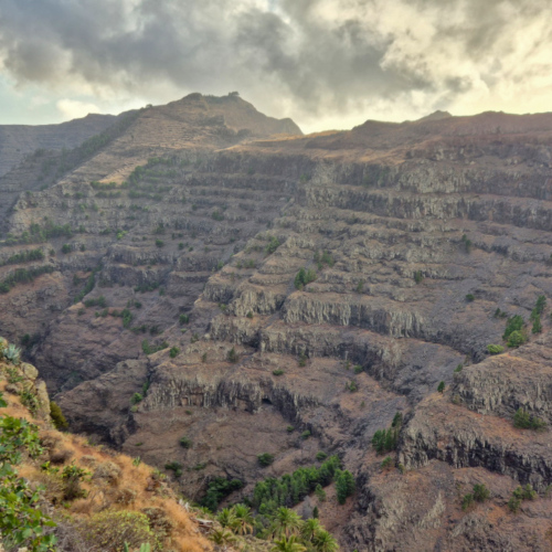 Espagne La Gomera Barranco Arure. Les couches de basaltes. Espagne La Gomera Barranco Arure