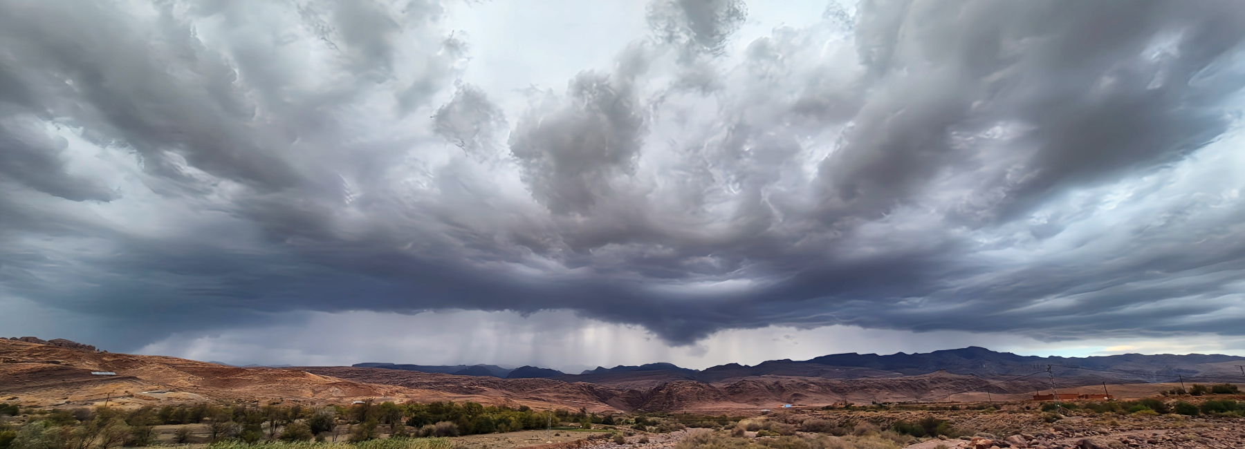 Gros orage dans le Saghro. Maroc Djebel Saghro jour 5